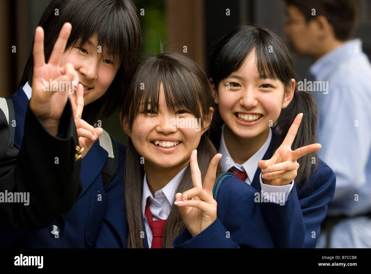 shy-japanese-teen-telegraph