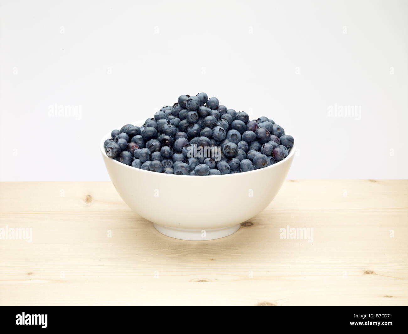 bowl of blueberries Stock Photo Alamy