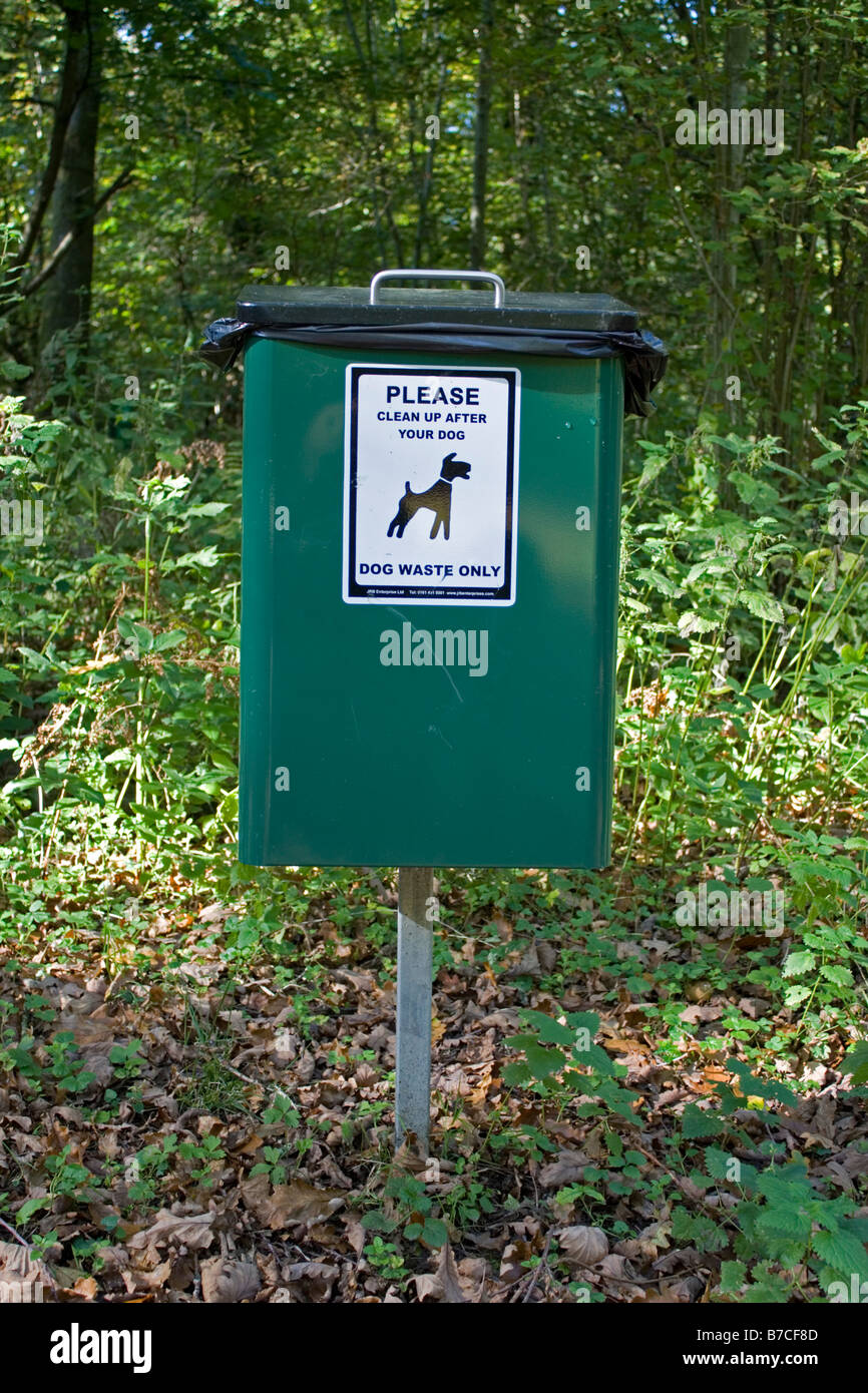 Dog waste bin uk hires stock photography and images Alamy