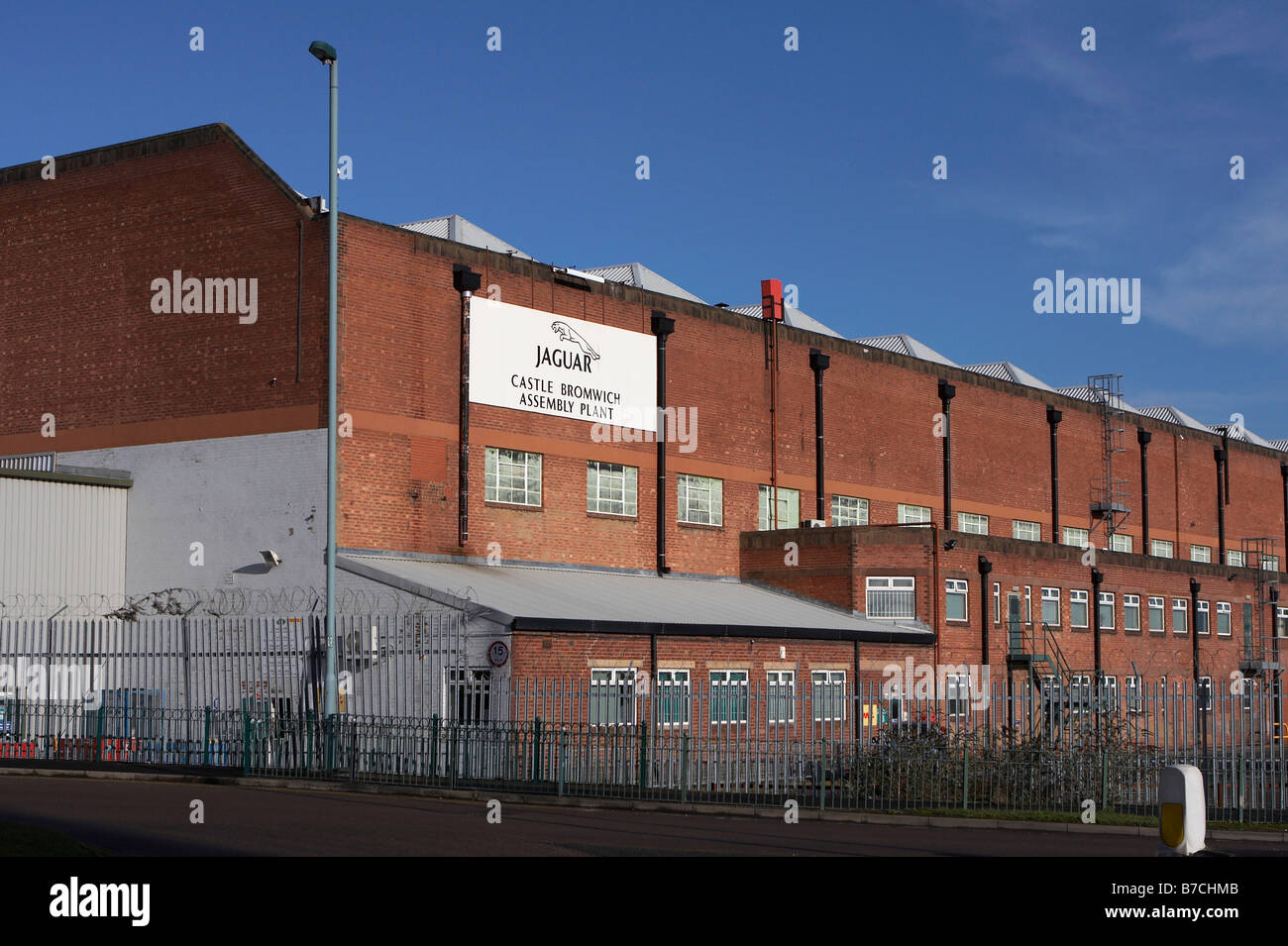Jaguar Car factory Castle Bromwich Solihull Stock Photo Alamy