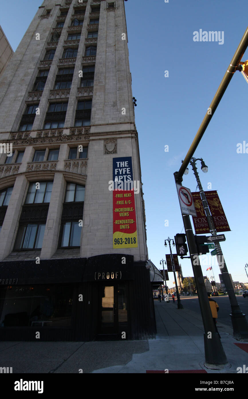 Downtown detroit bar hires stock photography and images Alamy