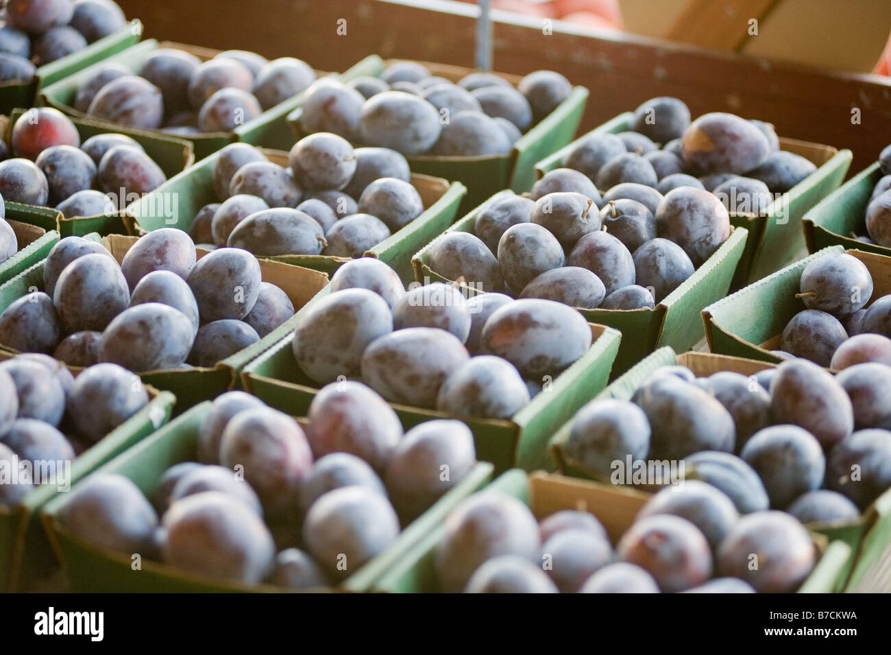 Cartons of fruit juice hi-res stock photography and images - Alamy