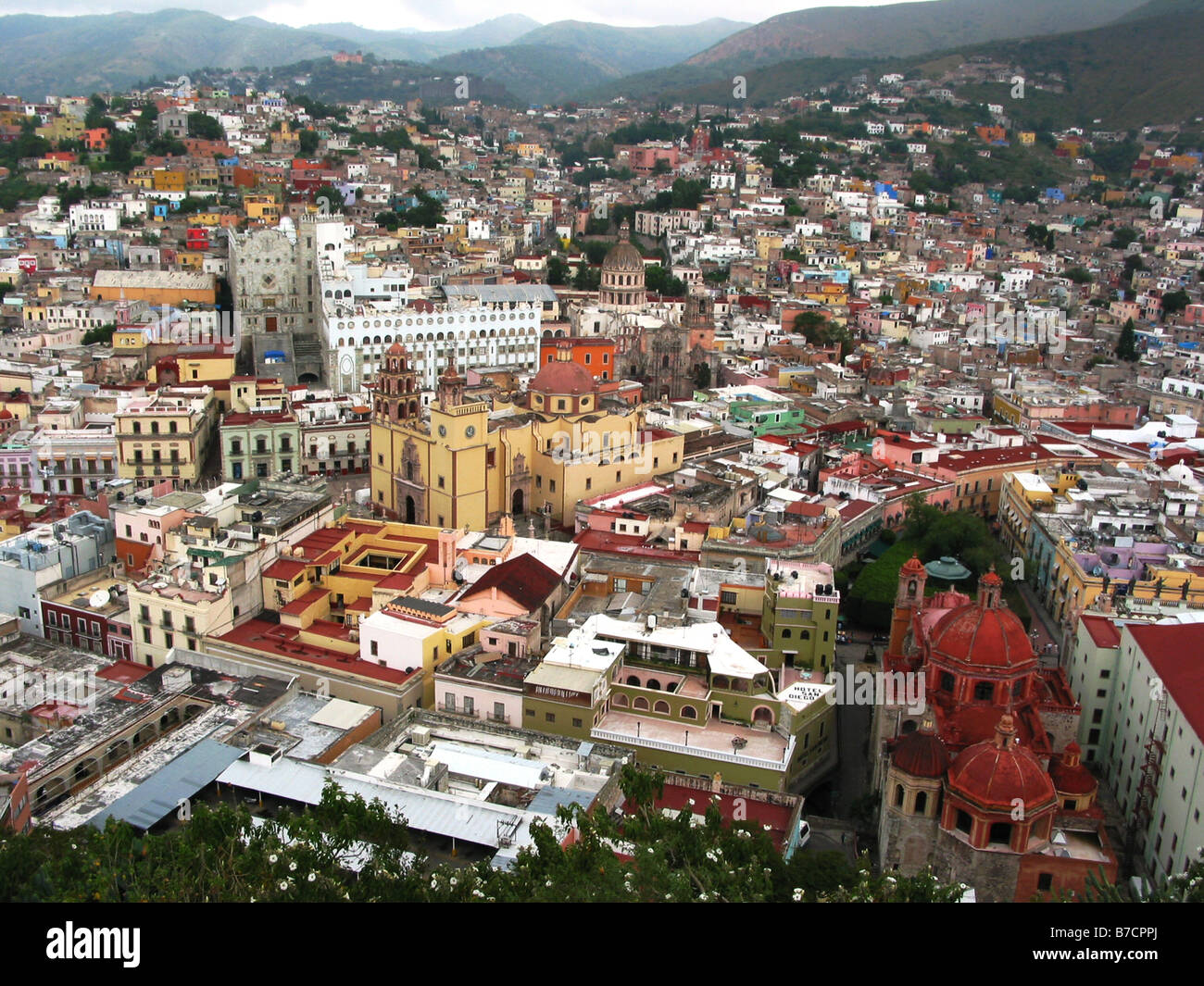 Colourful houses of guanajuato hires stock photography and images Alamy