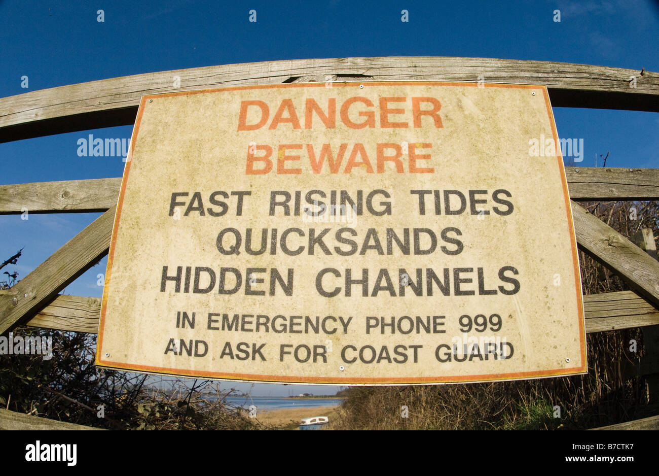Quicksands warning sign hires stock photography and images Alamy
