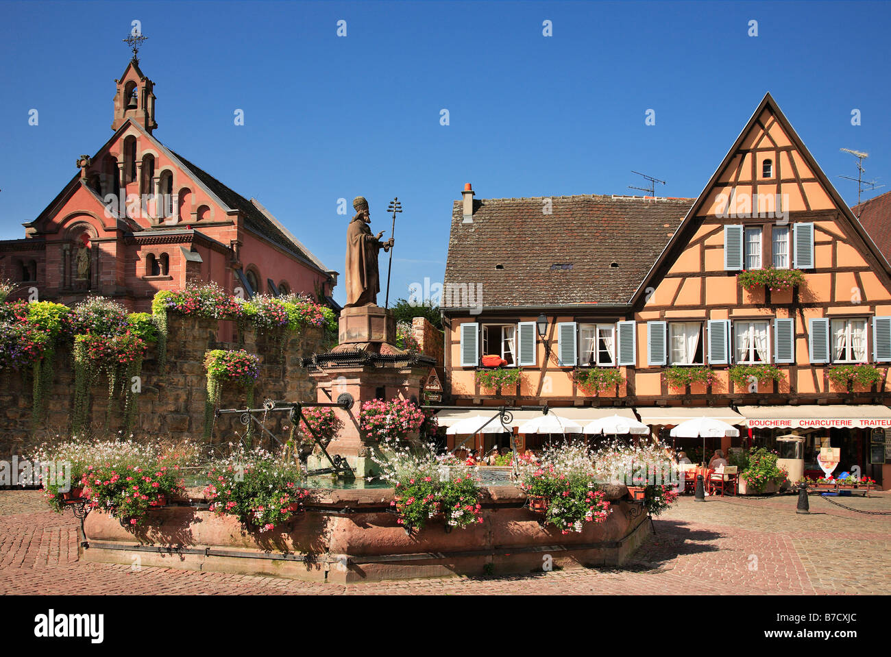 ROUTE DES VINS EGUISHEIM VIILAGE ALSACE Stock Photo