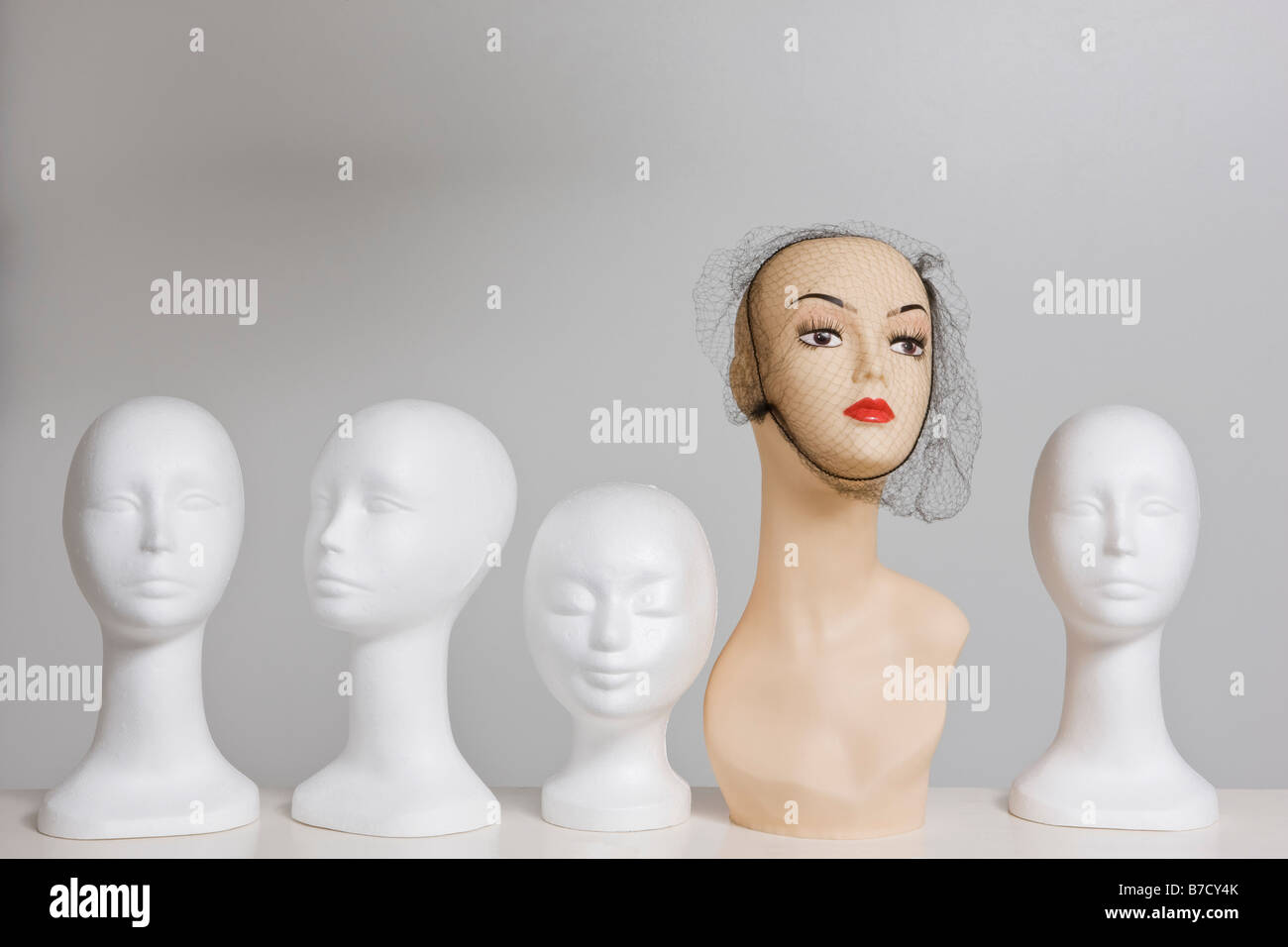 Mannequin male and female heads hi-res stock photography and images - Alamy