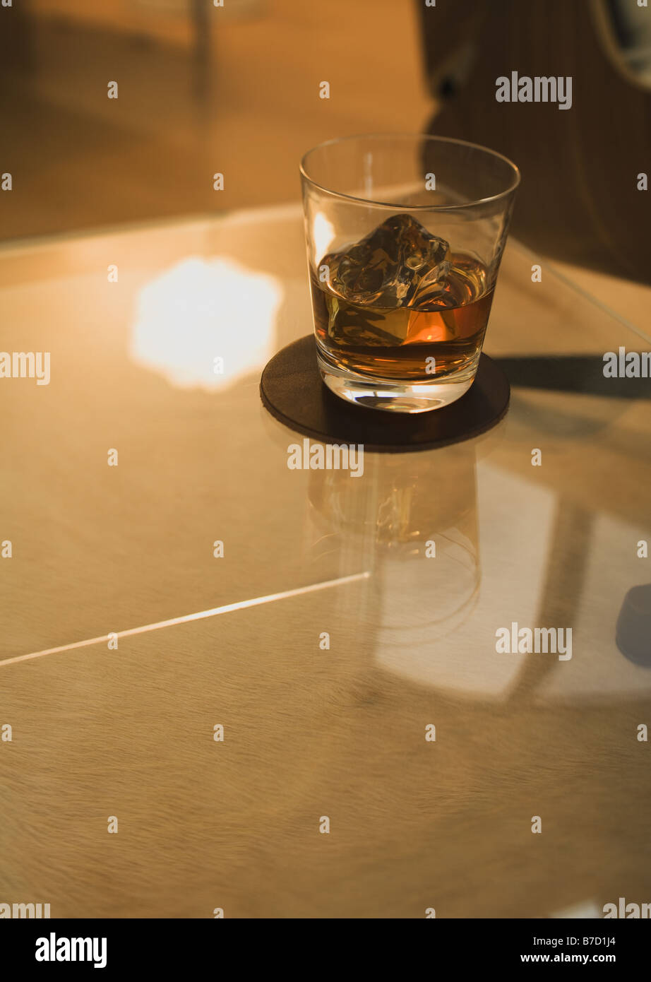 Brandy on the rocks hi-res stock photography and images - Alamy