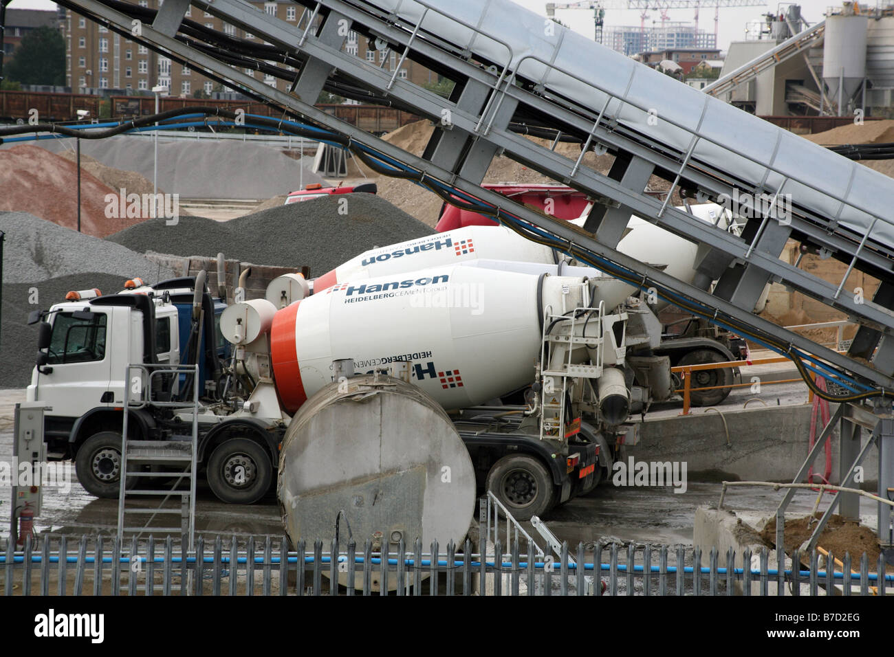 Hanson Cement High Resolution Stock Photography and Images - Alamy