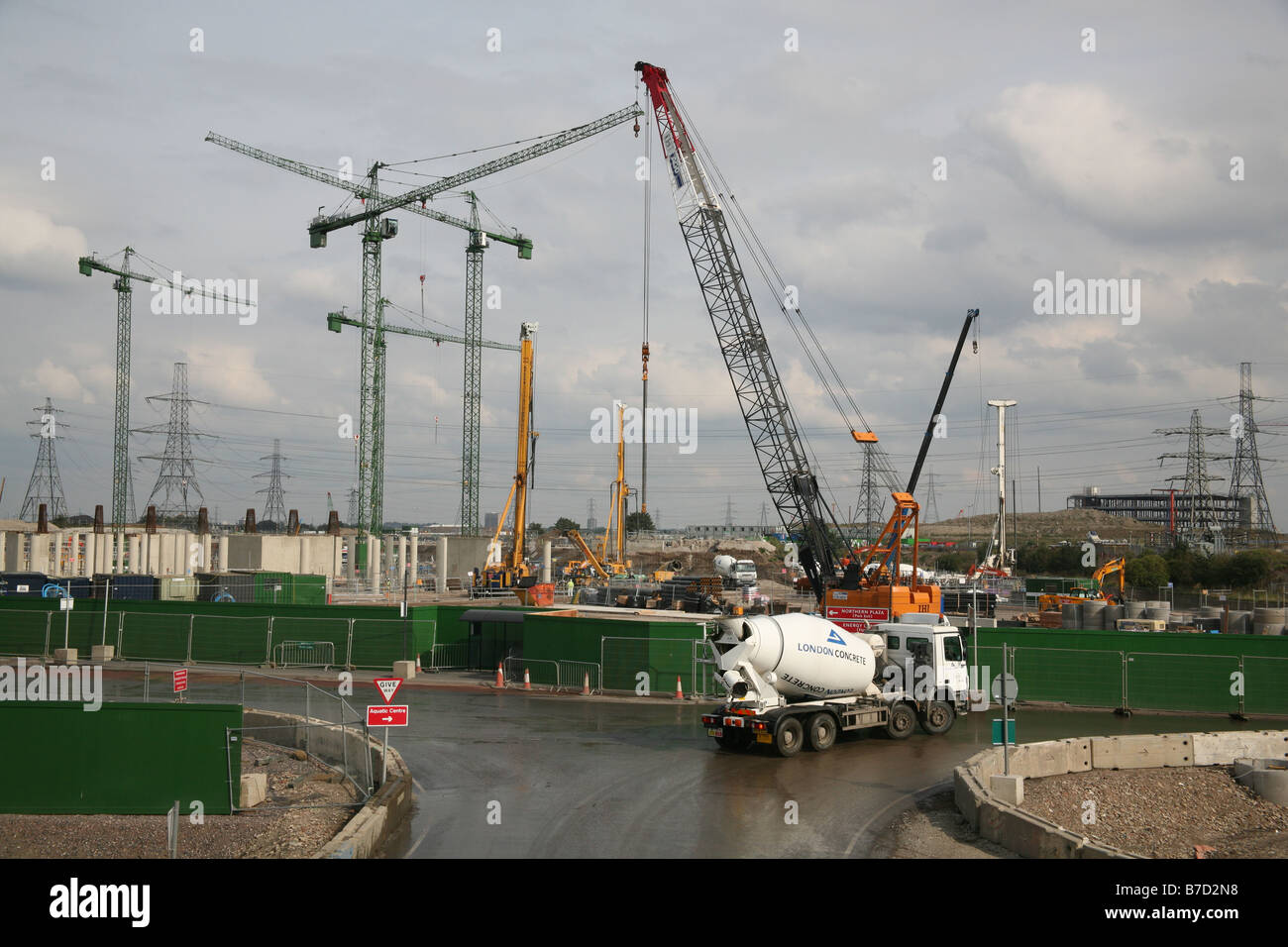 London Concrete is one of the main ready mixed concrete contractors on