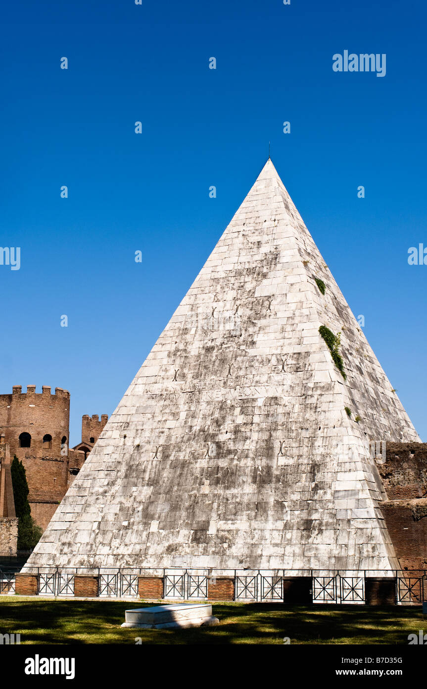 Pyramid Cestia Ostiense Rome Italy Stock Photo