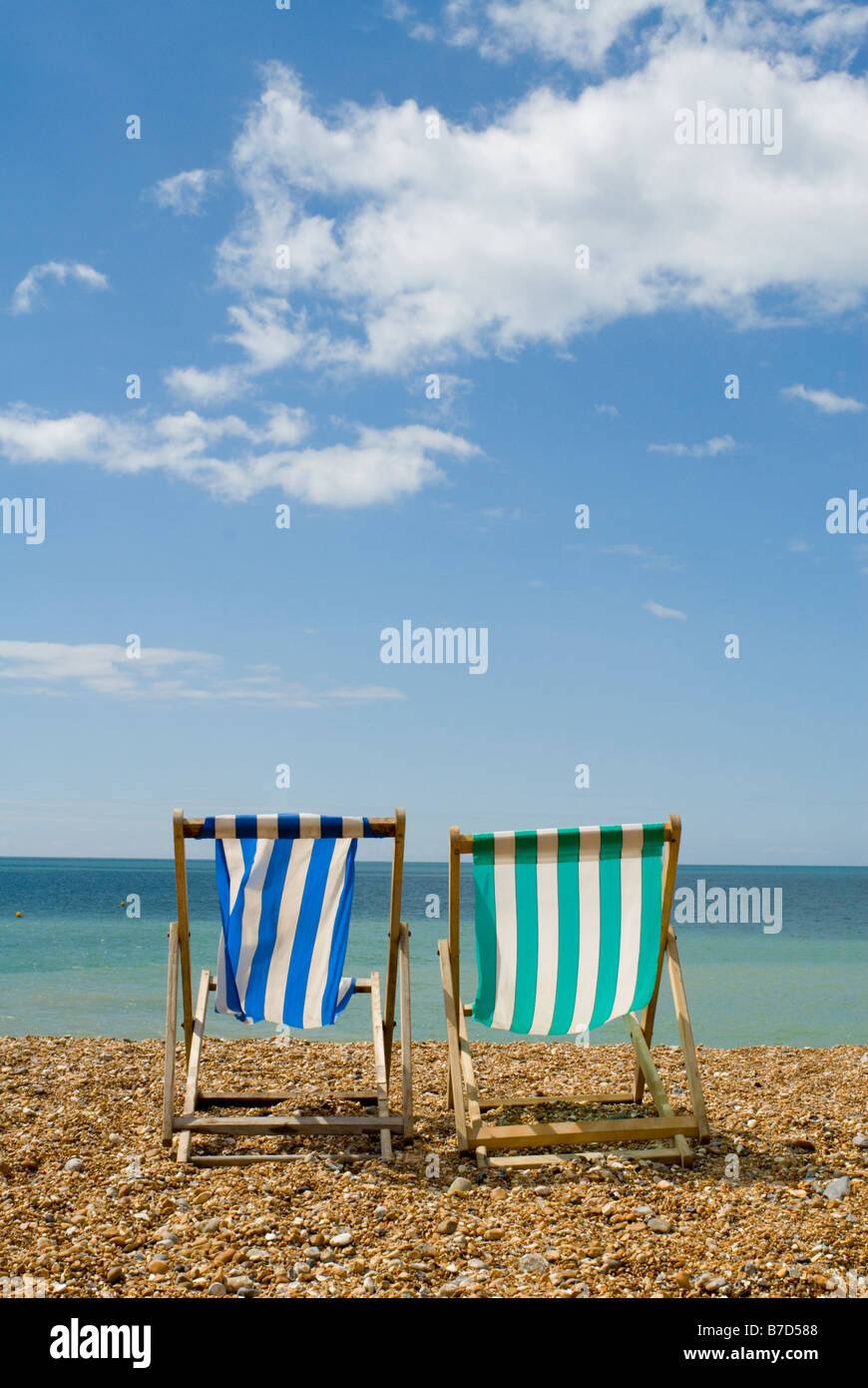 Beach deck chairs hi-res stock photography and images - Alamy