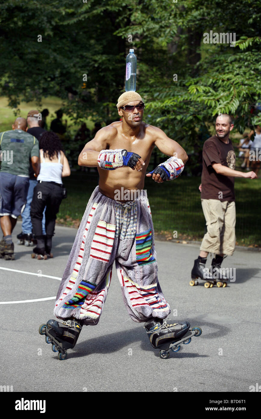 Roller Disco, Central Park, New York City, USA Stock Photo Alamy
