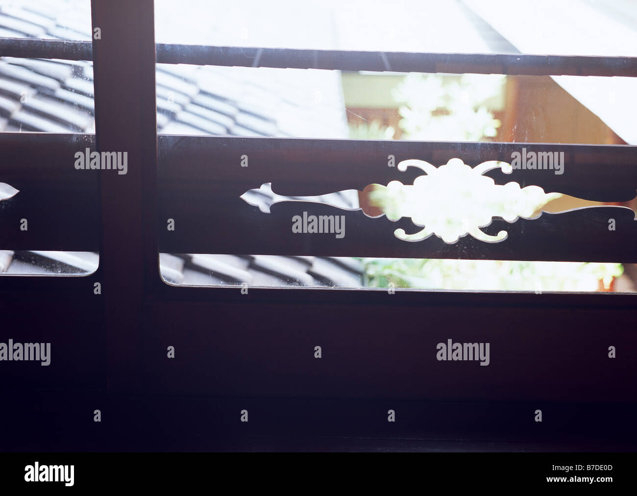 Shi lattice hi-res stock photography and images - Alamy