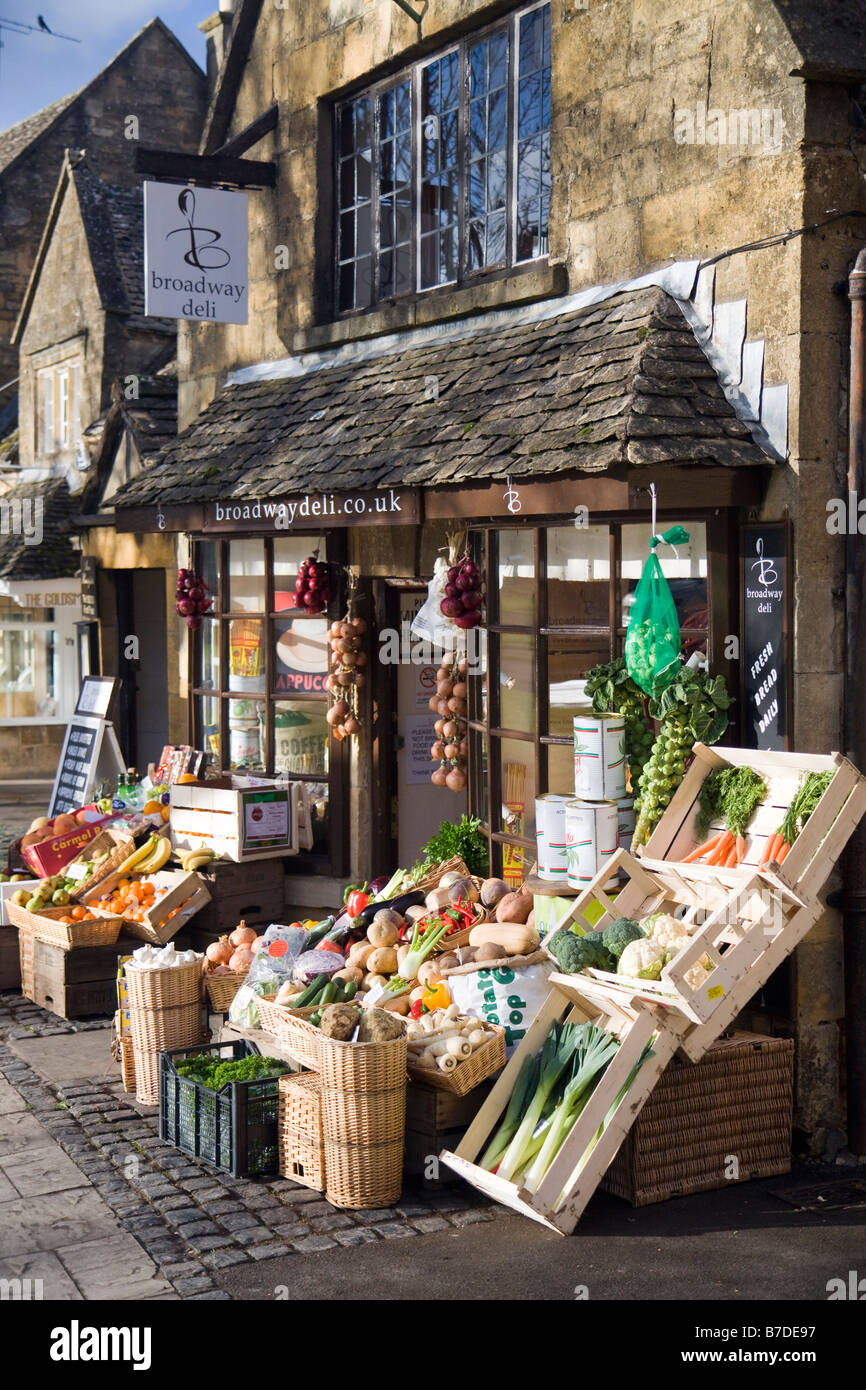Cotswold Market Broadway Stock Photo Alamy