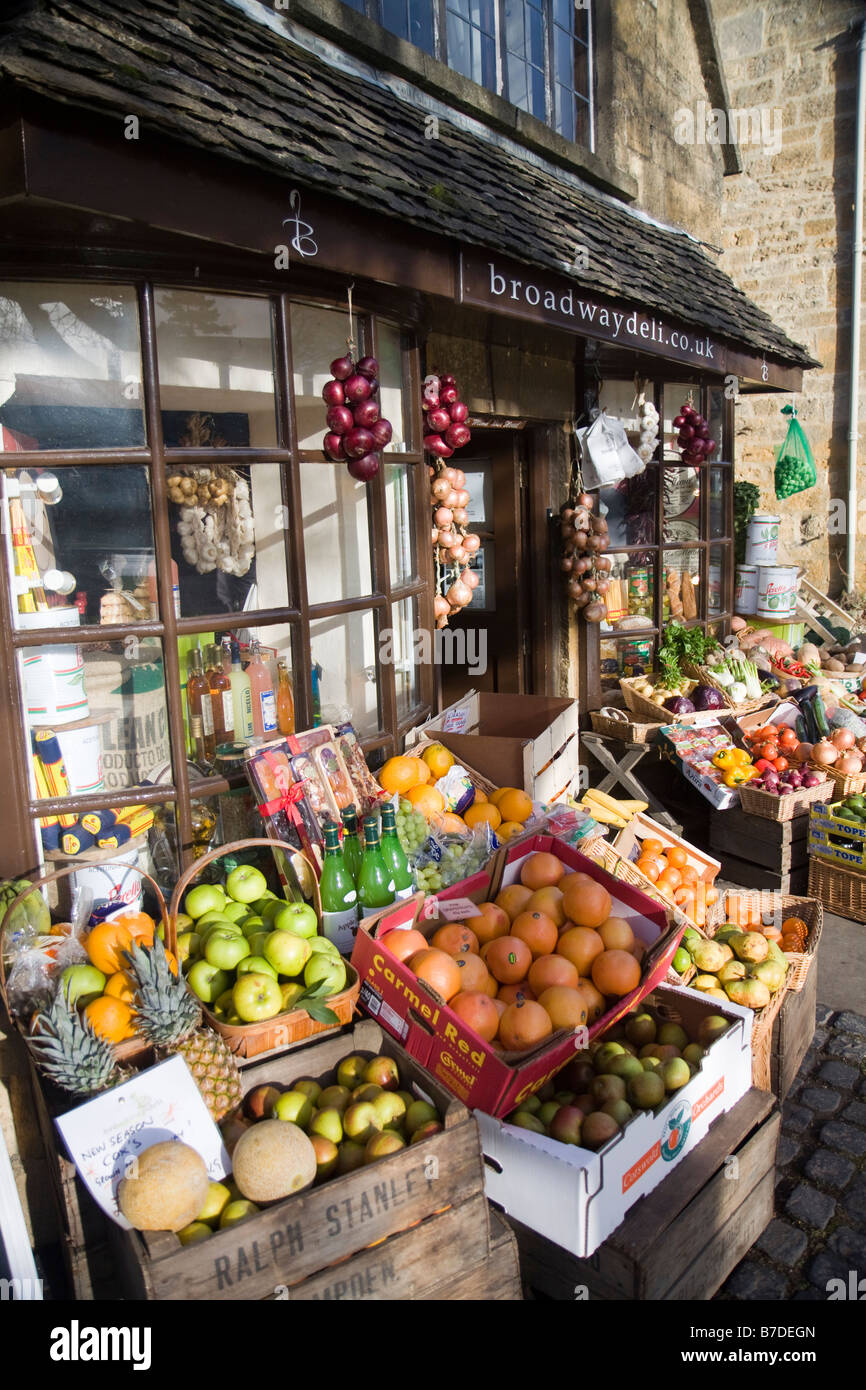Cotswold Market Broadway Stock Photo Alamy
