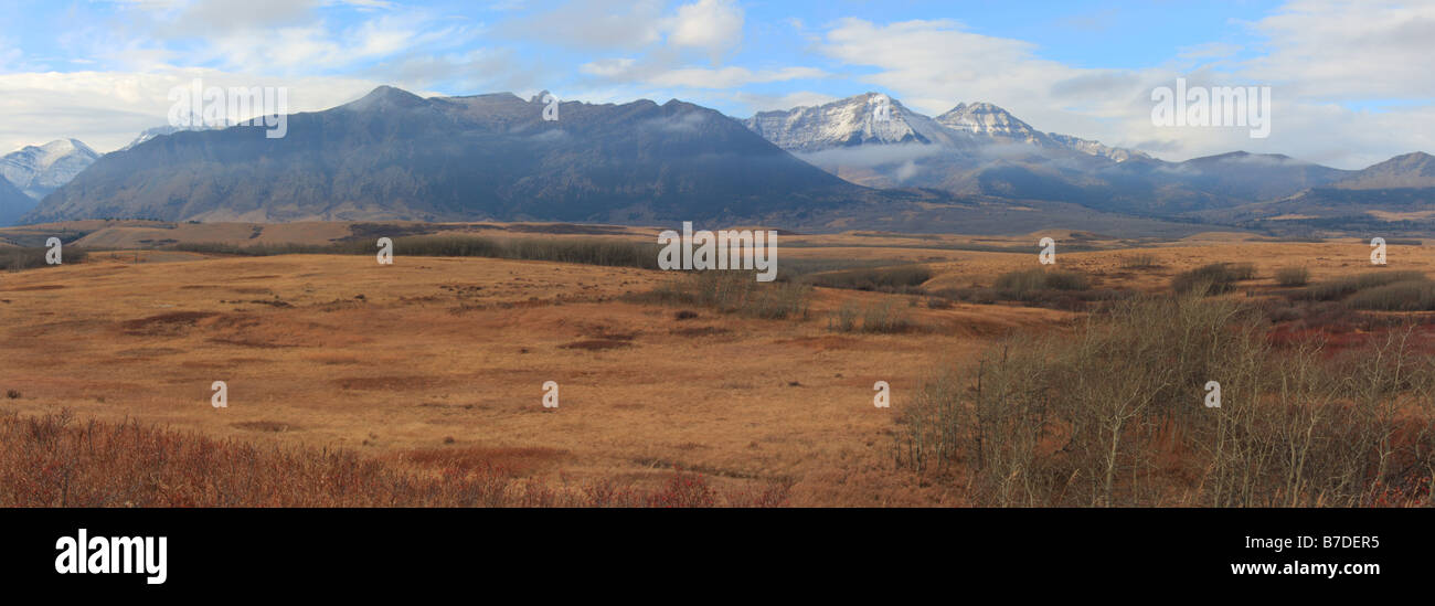 Rocky range of the Waterton Lakes National Park from the Blood indian lands, Alberta Stock Photo
