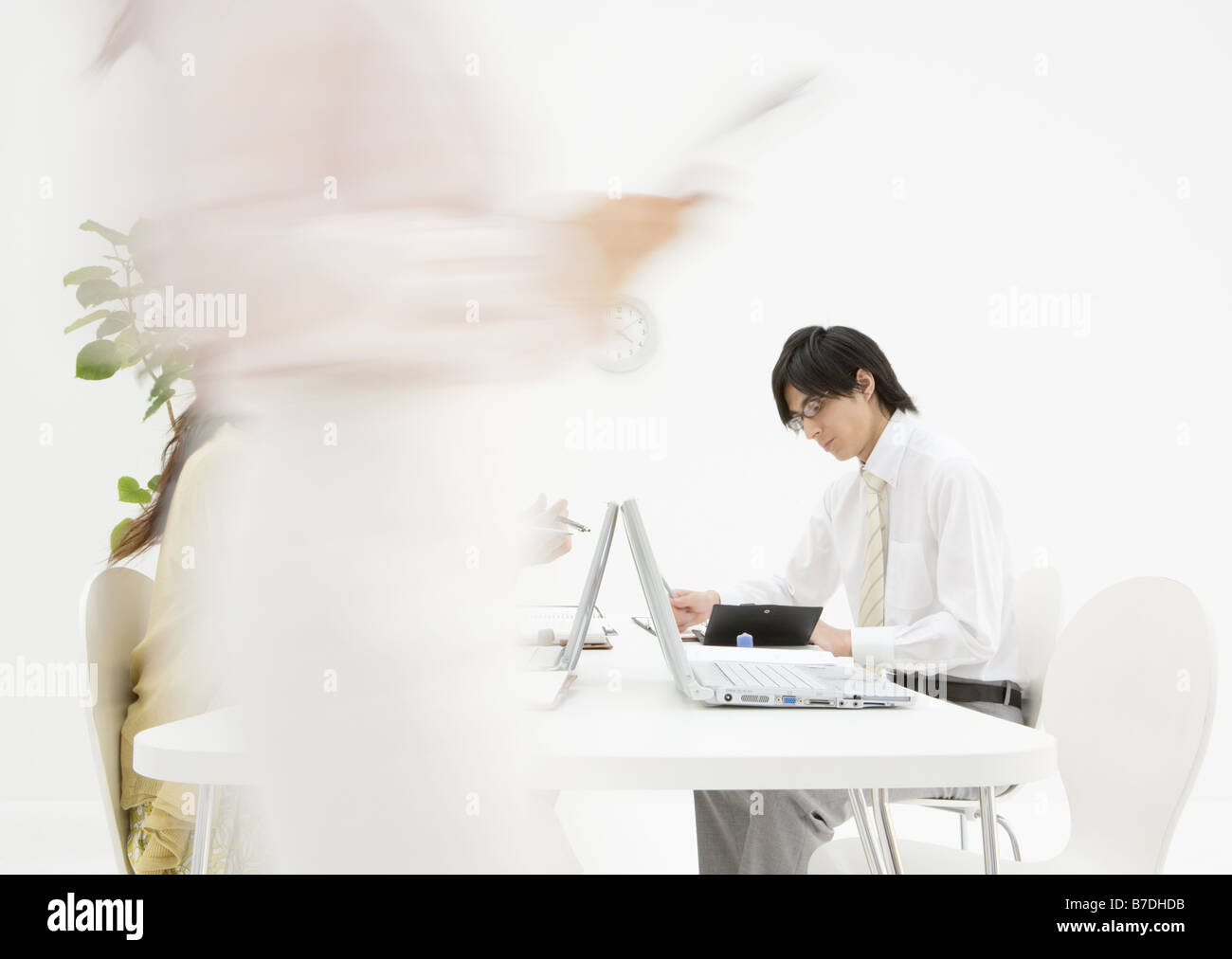 Slow shutter office hi-res stock photography and images - Alamy