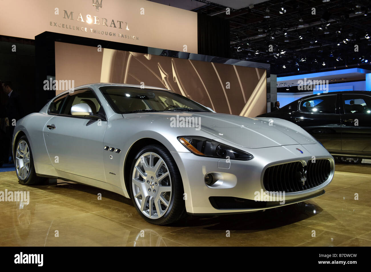 Silver maserati front hi-res stock photography and images - Alamy