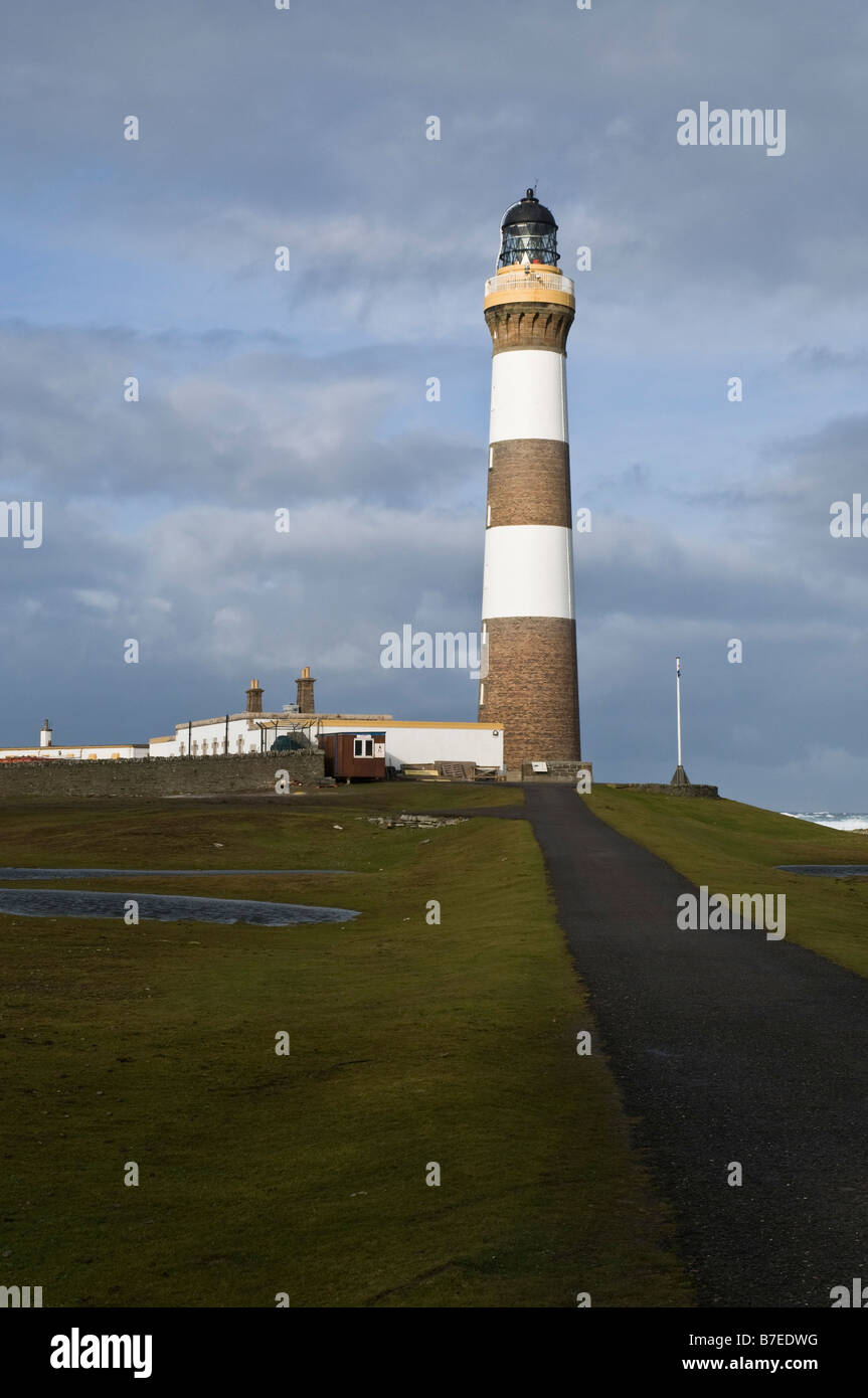 dh North Ronaldsay lighthouse NORTH RONALDSAY ORKNEY Road to lighthouse beacon Dennis Ness Easting Stock Photo