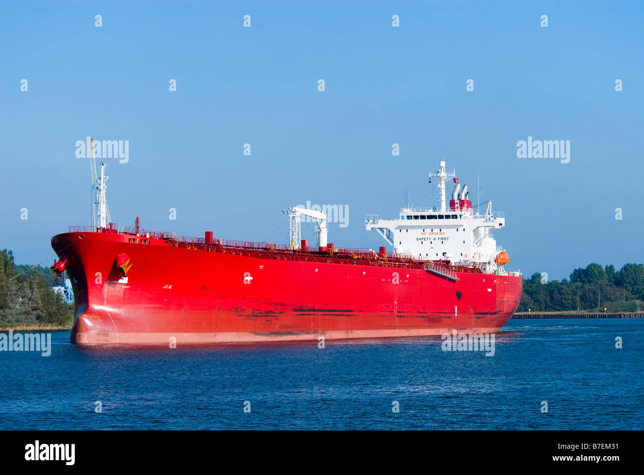 Oil tanker at sea hires stock photography and images Alamy