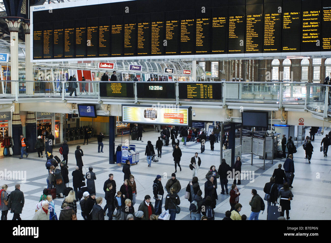 Liverpool Street train station London Stock Photo - Alamy