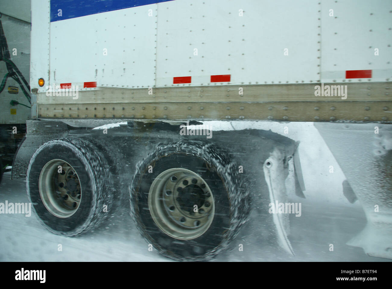 Spinning tires street hires stock photography and images Alamy