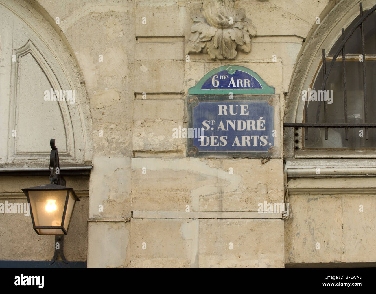 Rue st andre des arts hi-res stock photography and images - Alamy