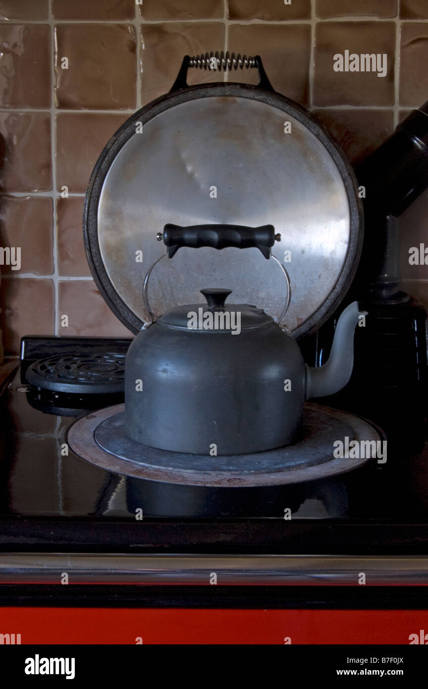 kettle on aga Stock Photo Alamy