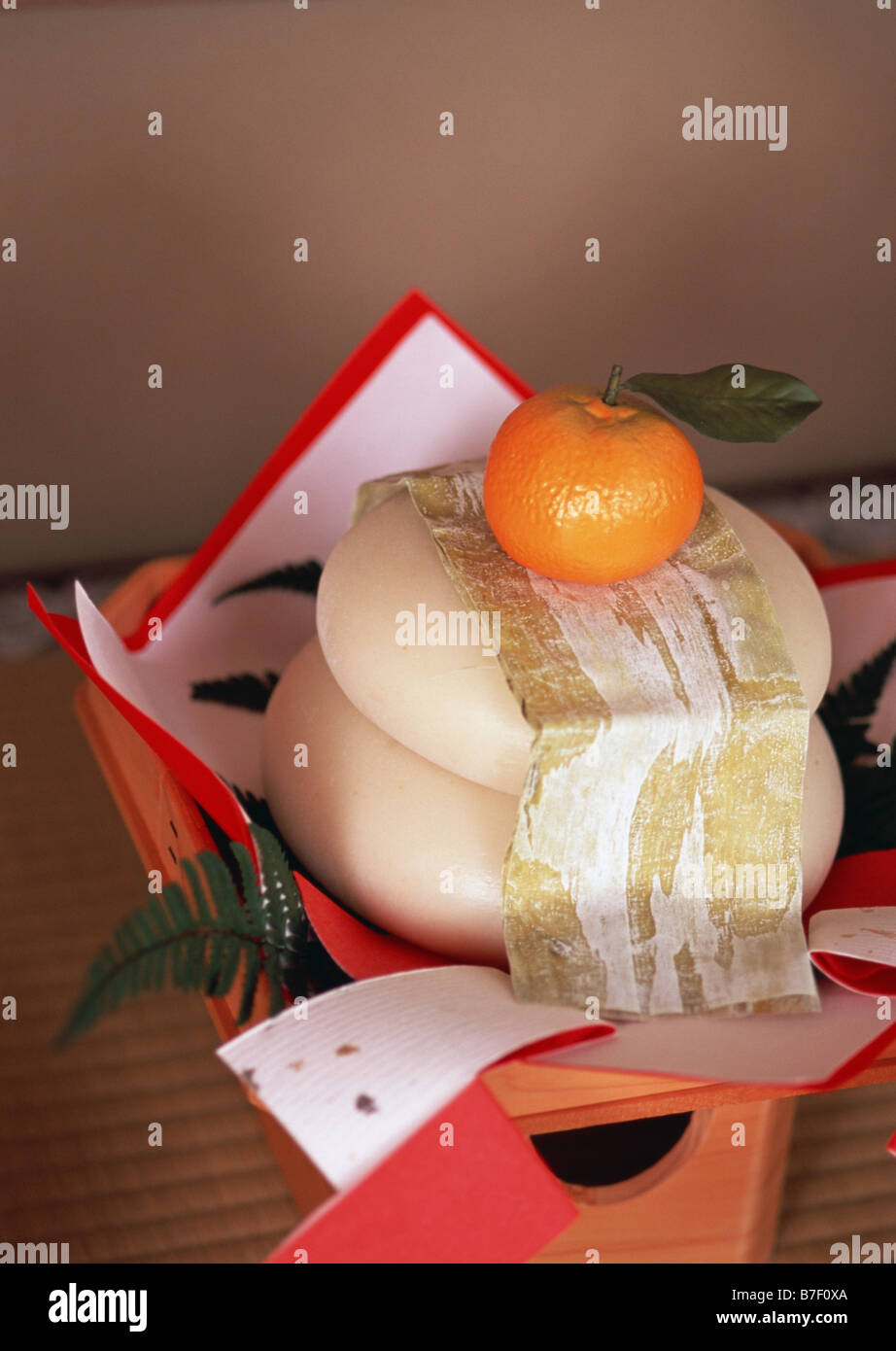 Traditional Japanese rice cake Stock Photo - Alamy