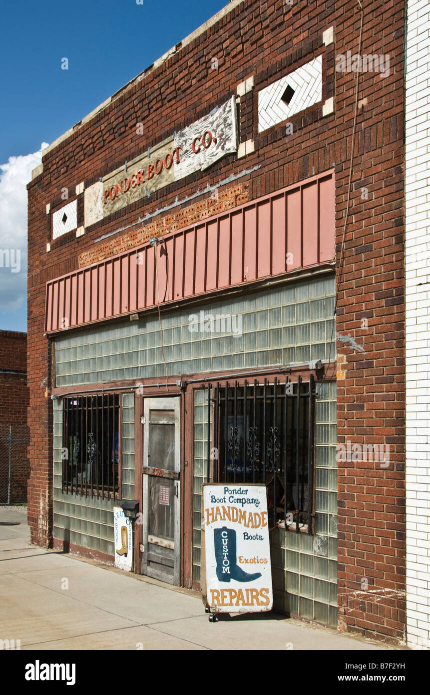 Custom made cowboy boots hires stock photography and images Alamy