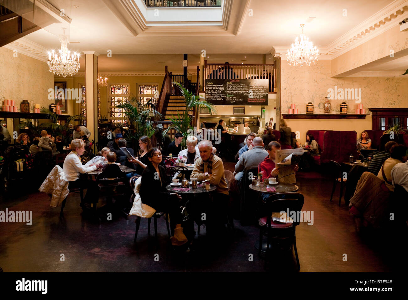 Bewley's Oriental Cafe, Grafton Street, Dublin, Ireland Stock Photo - Alamy