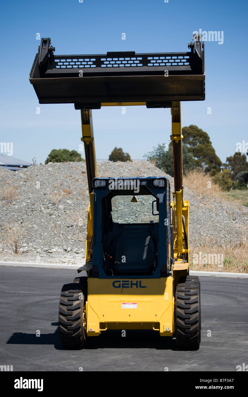 Gehl 7800 Turbo Skid steer loader, Blenheim Road, Sockburn