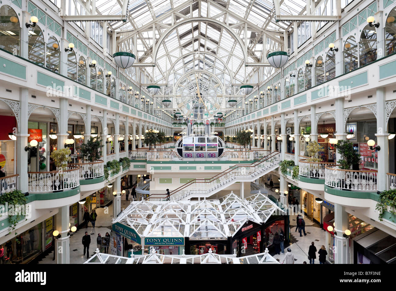 Stephens green shopping centre dublin hires stock photography and images Alamy