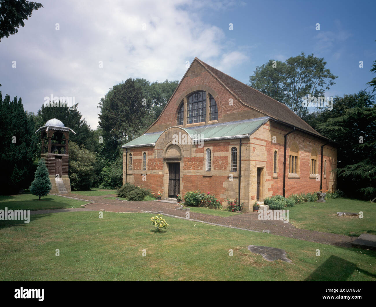 Lower kingswood hires stock photography and images Alamy