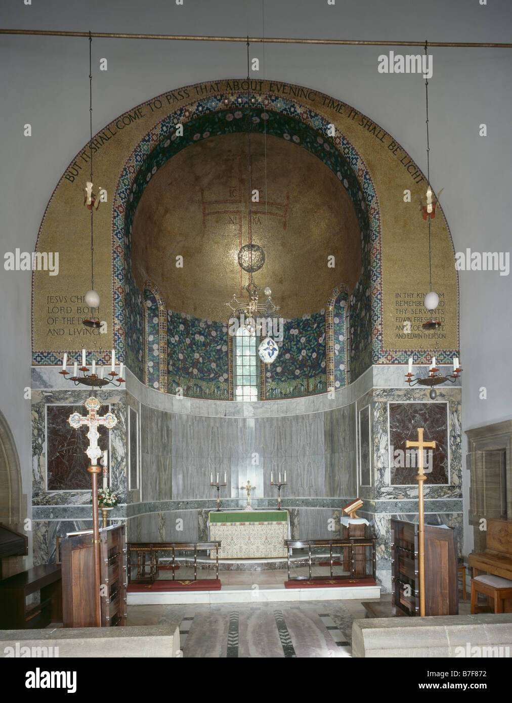 Lower Kingswood Apse Stock Photo Alamy