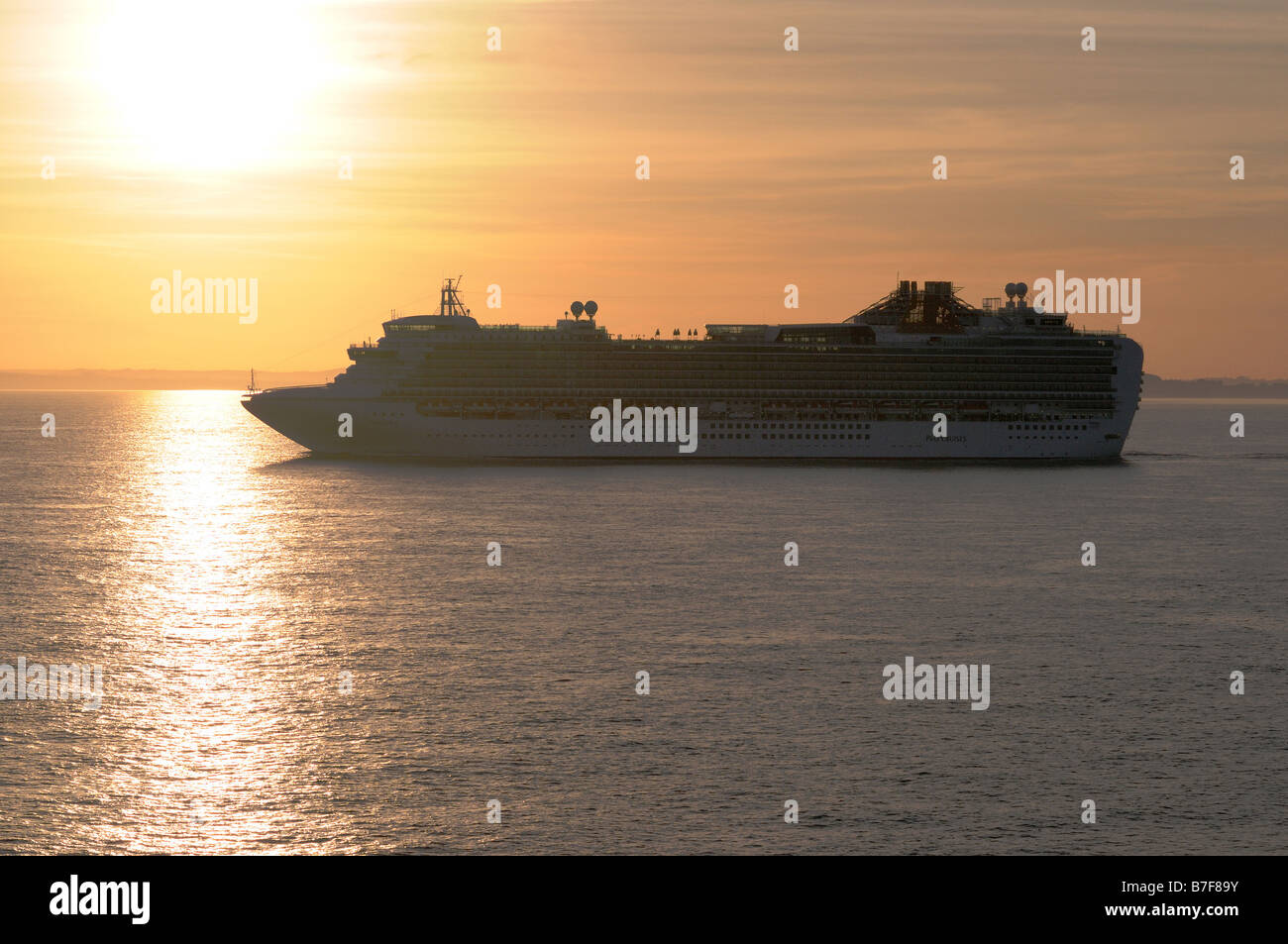 Ventura Cruise Liner leaving southampton Stock Photo