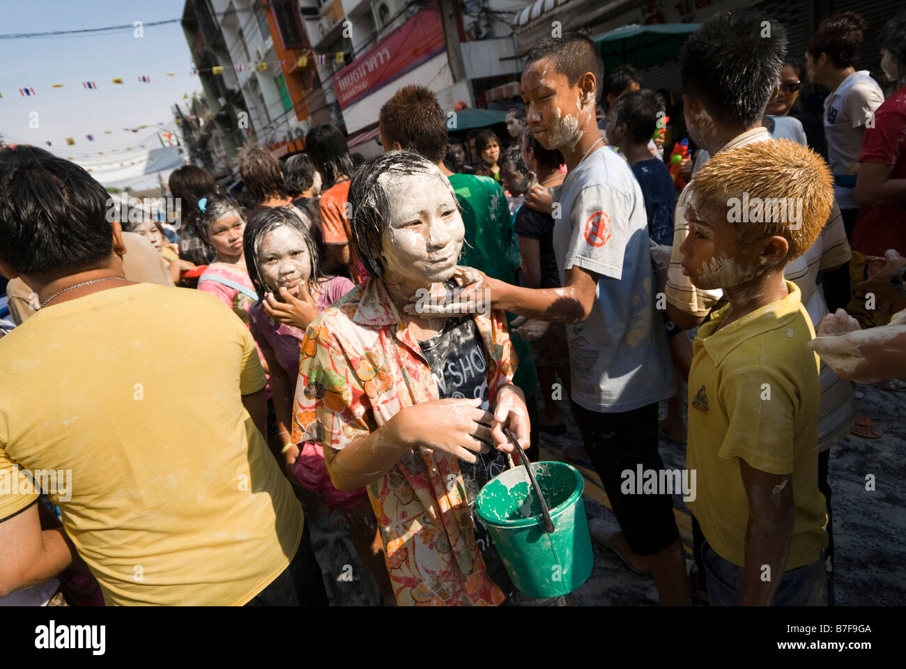 Young people celebrating the Thai new year of Songkran - Banglamphu Bangkok Thailand Stock Photo