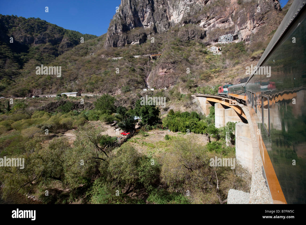 Copper canyon train hires stock photography and images Alamy