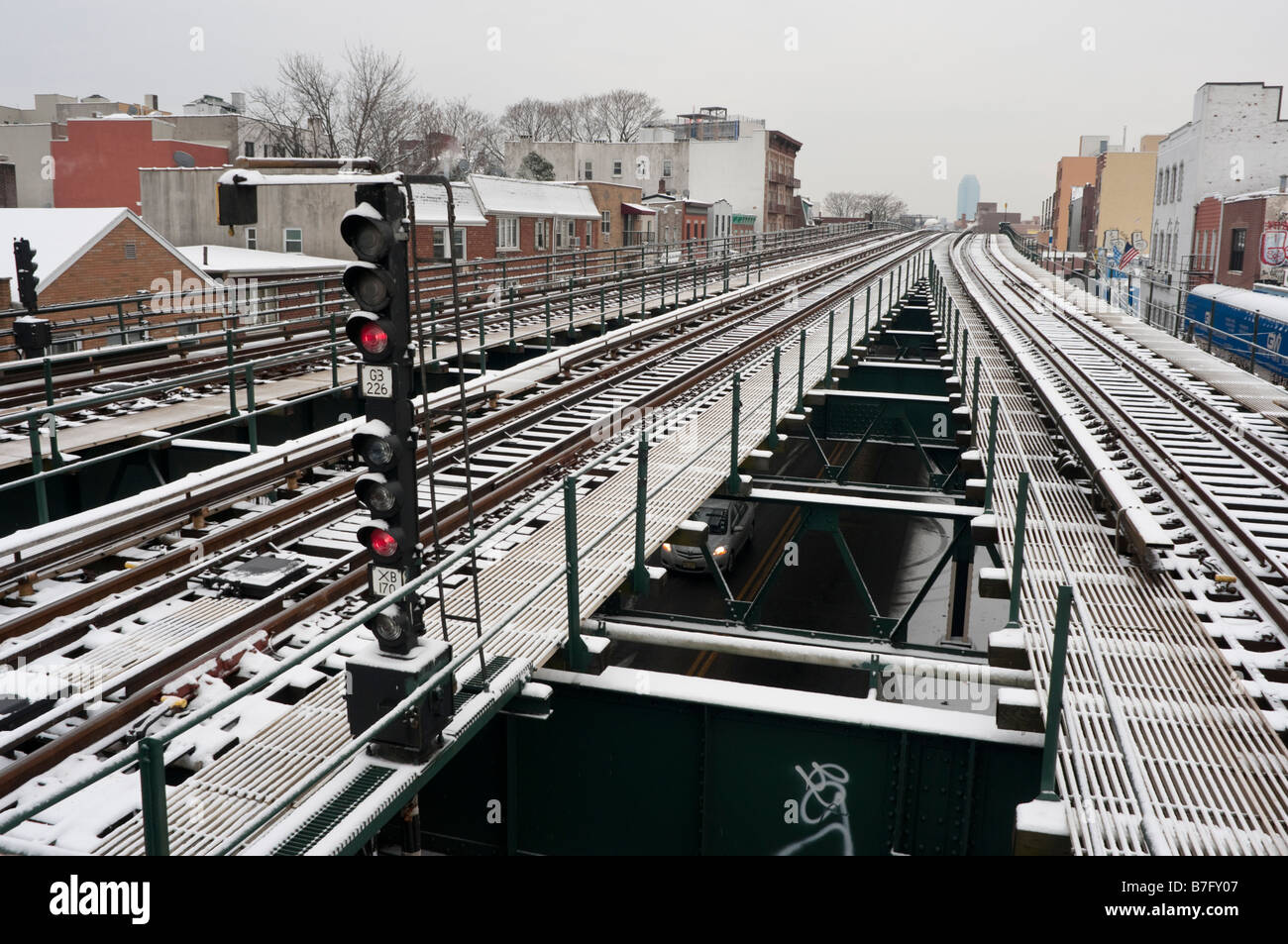 Astoria NY 18 January 2009 The elevated N train line in the snow in Queens ©Stacy Walsh Rosenstock/Alamy Stock Photo