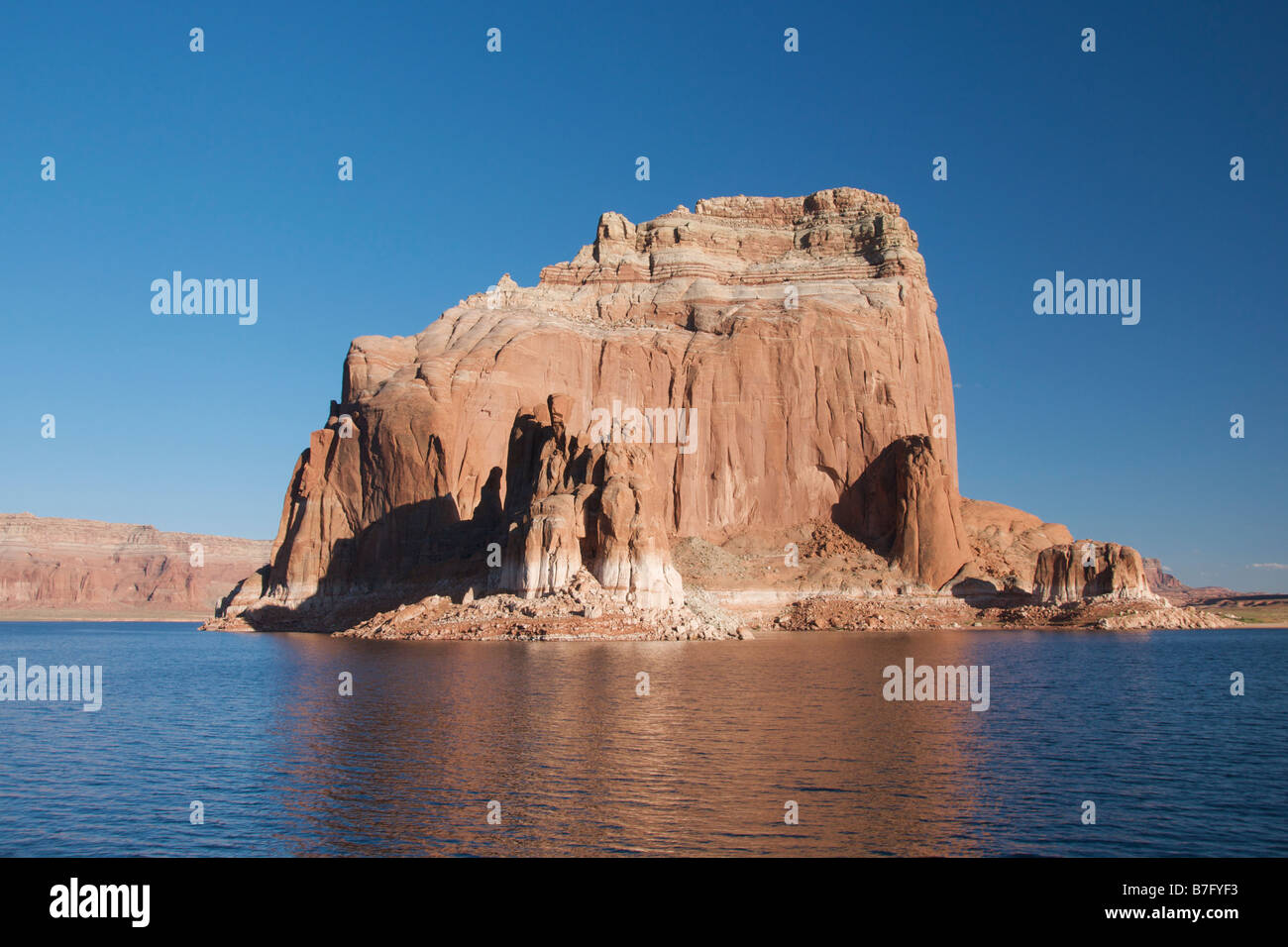 Dramatic shoreline Lake Powell Utah USA Stock Photo