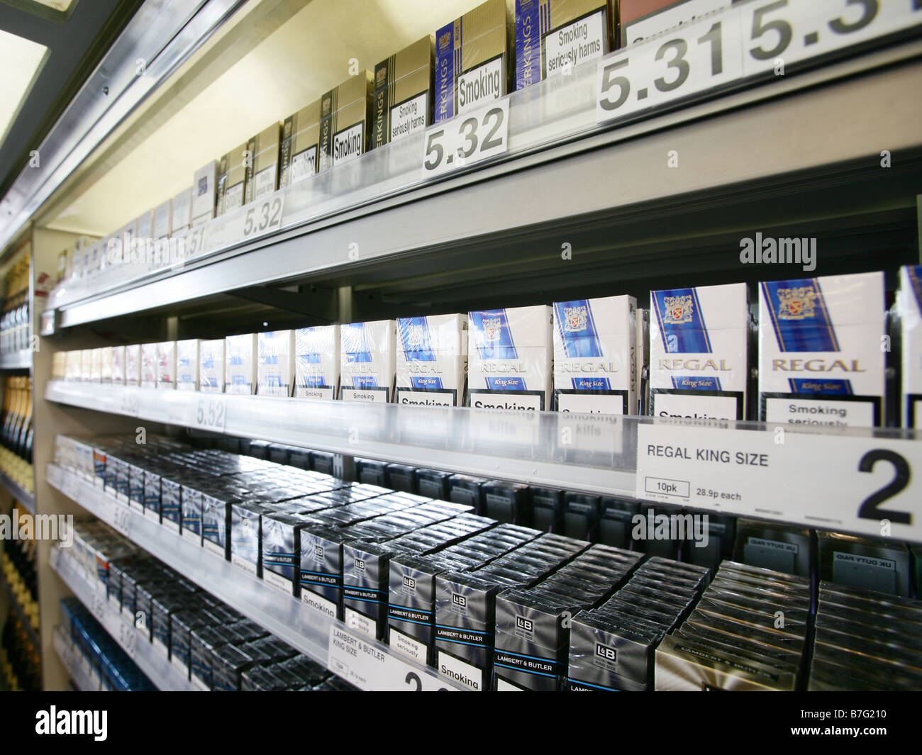 Regal king size cigarettes hires stock photography and images Alamy