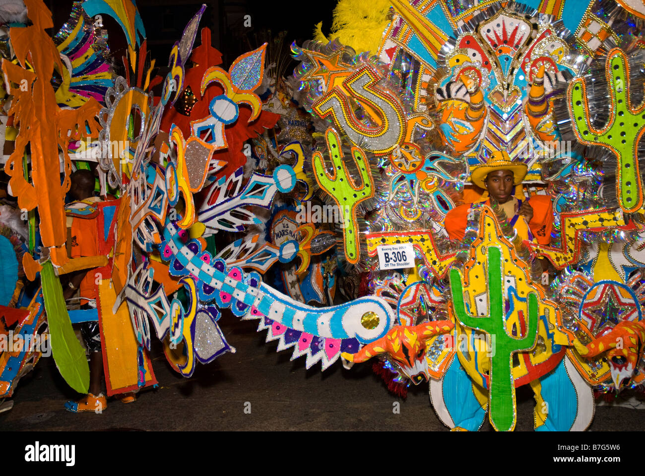 Junkanoo costumes hi-res stock photography and images - Alamy