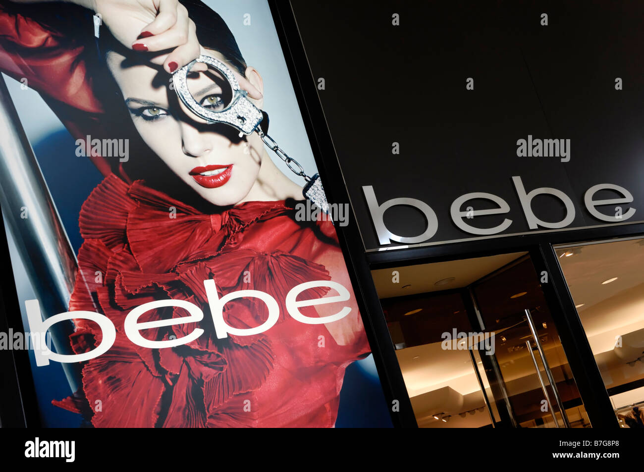 https://c8.alamy.com/comp/B7G8P8/bebe-fashion-store-B7G8P8.jpg