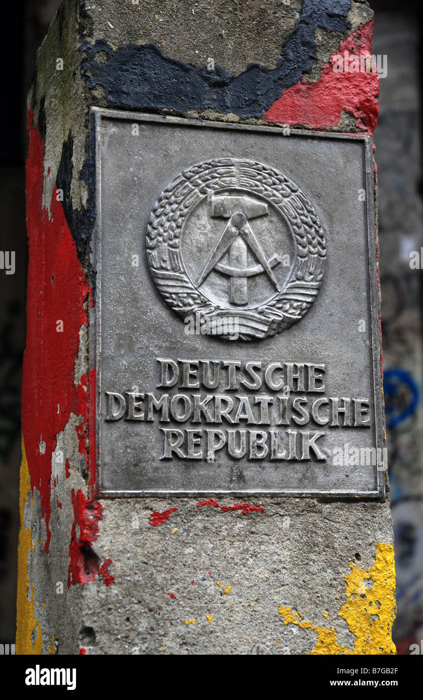 Deutsche Demokratische Republik signpost with tricolor Stock Photo
