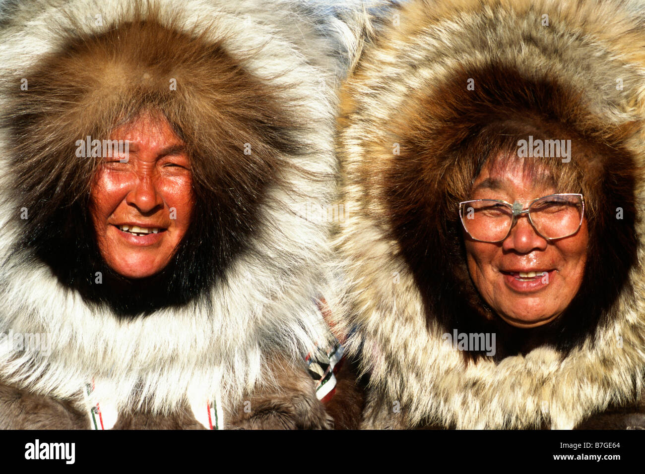 Kugluktuk Nunavut Canada Innuit wearing traditional fur lined parkas Photo  Simon Grosset Stock Photo - Alamy