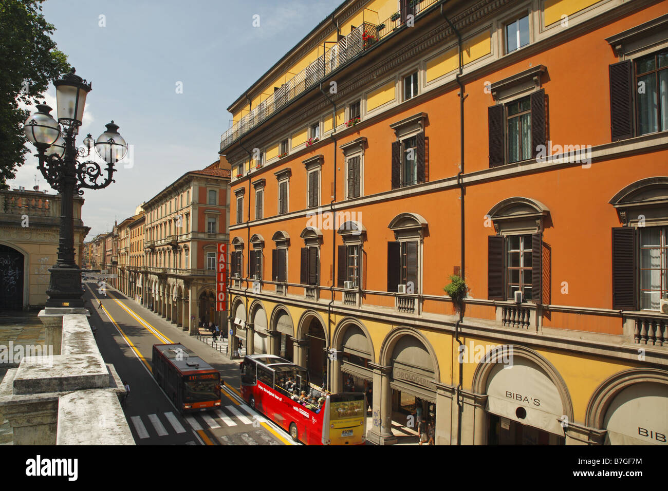 Bologna historic building hi-res stock photography and images - Alamy
