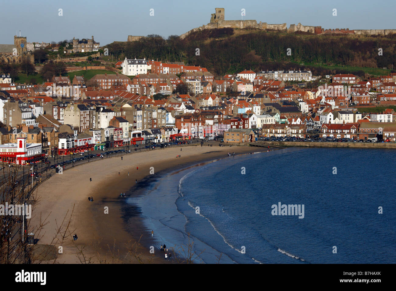 Seaside Town Of Scarborough On The North Yorkshire Coast Stock Photo seaside-town-of-scarborough-on-the-north-yorkshire-coast-stock-photo