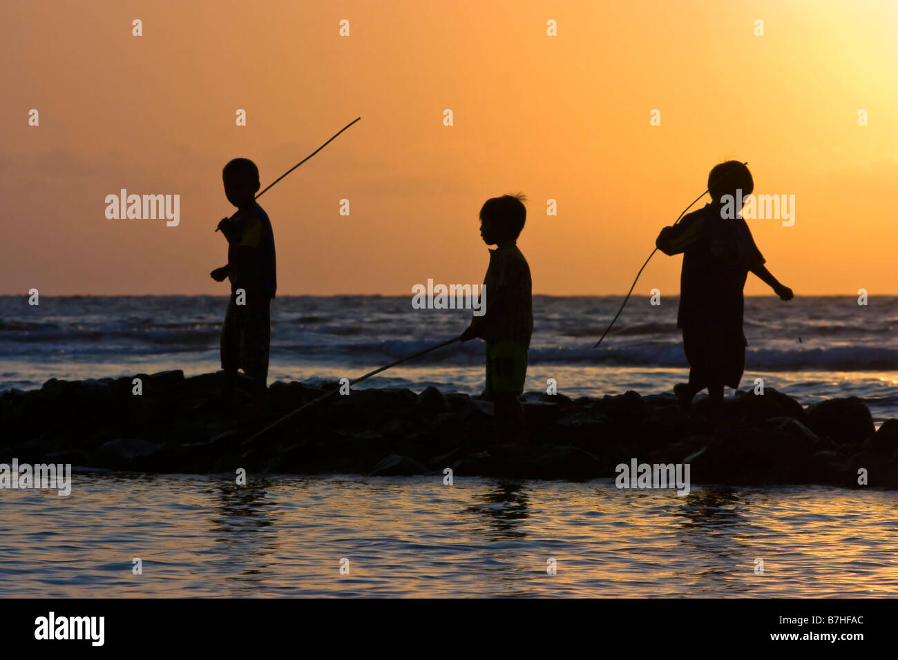 Asia fishing boys hi-res stock photography and images - Alamy