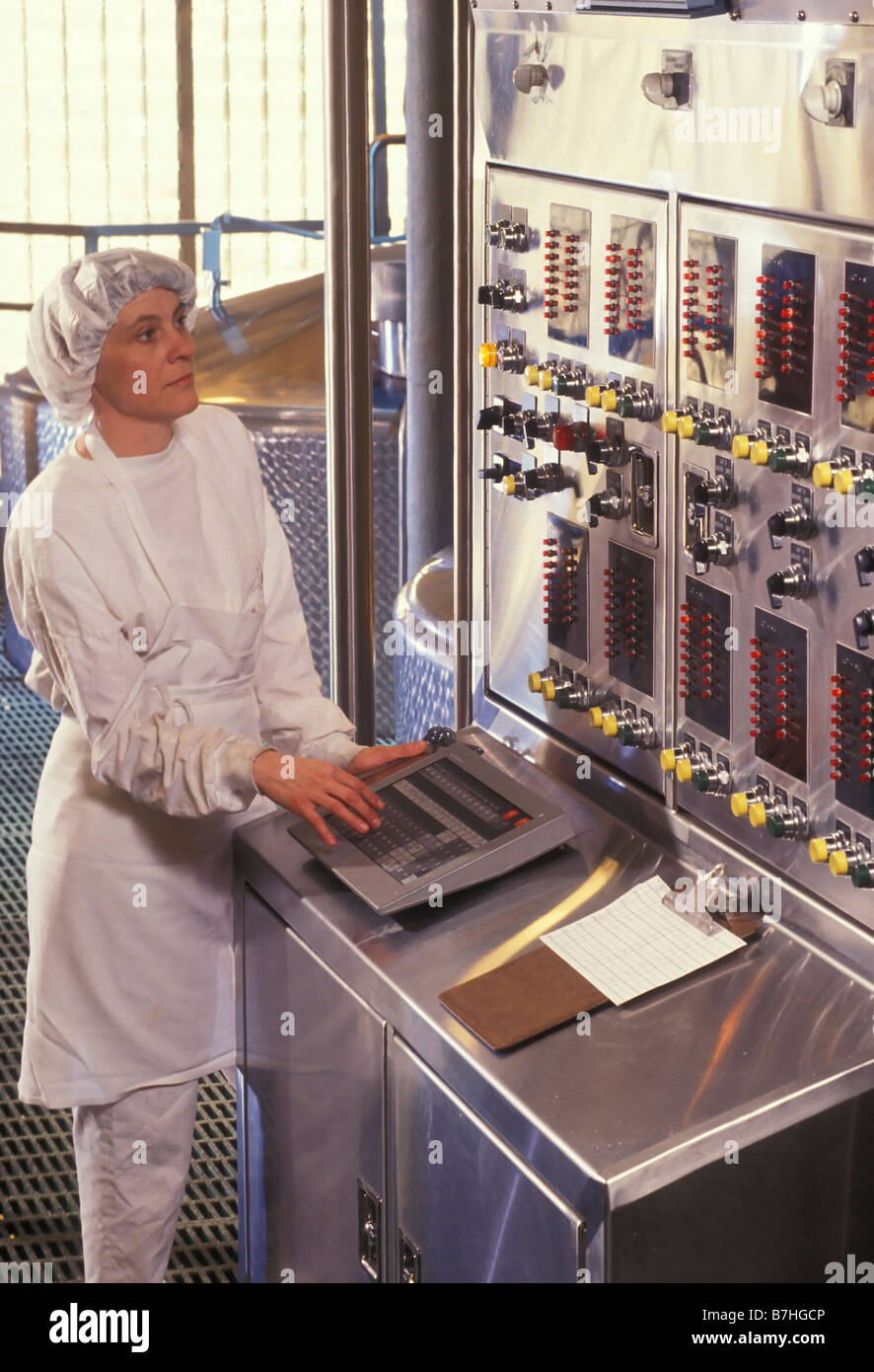 Food processing worker. Cheese factory, Oregon, USA Stock Photo Alamy