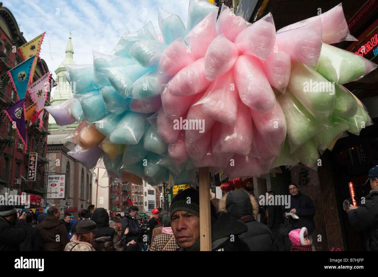 Cotton candy vendor hi-res stock photography and images - Alamy
